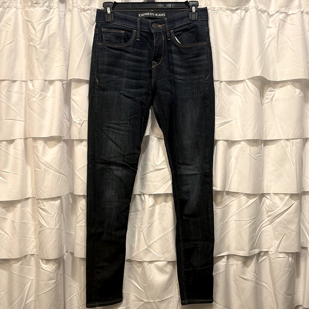 Like new Express dark wash leggings